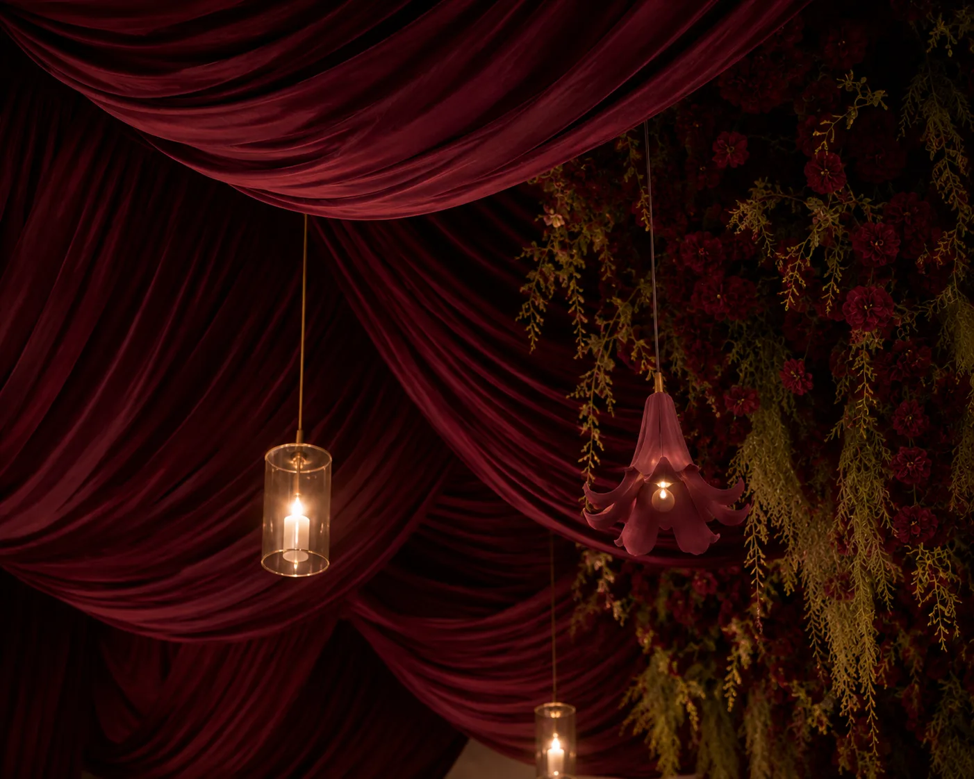 Draping & Ceiling - Burgundy